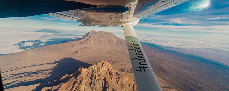 no-cloud-kilimanjaro-scenic-flight